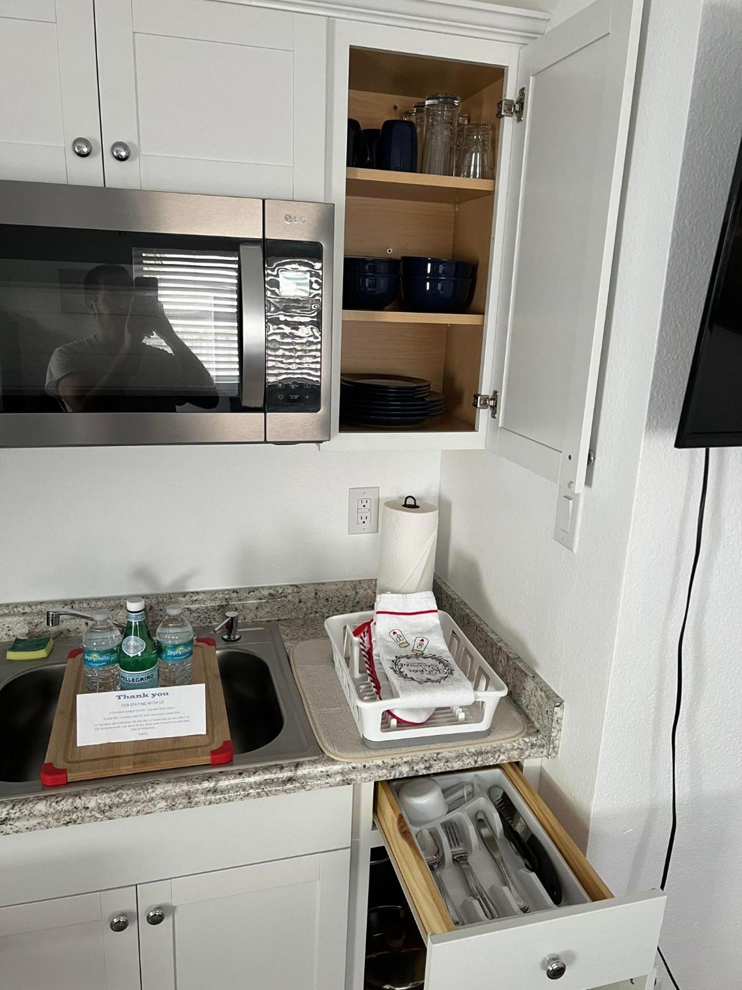 Cozy Private Studio W/Own Yard - 3Mi From Beach Seminole Zewnętrze zdjęcie
